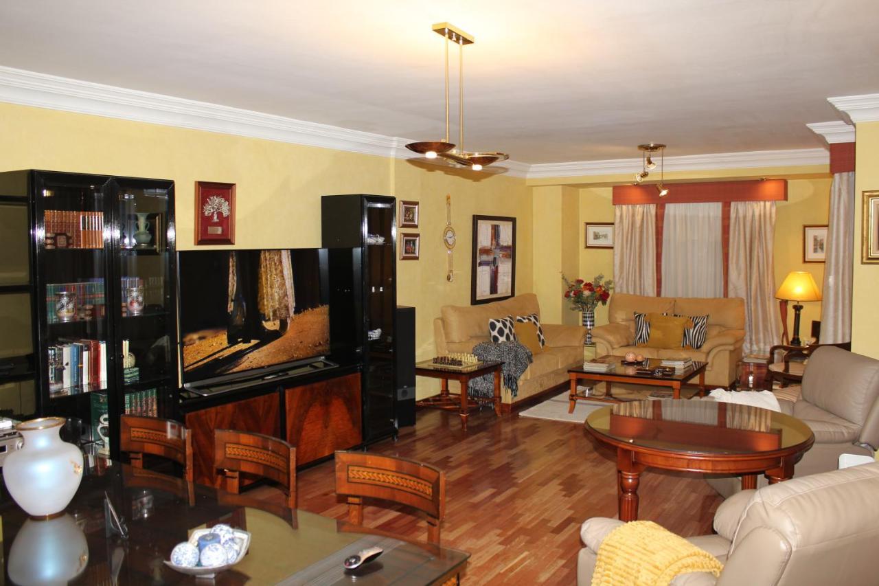 Villa Granada موتريل المظهر الخارجي الصورة